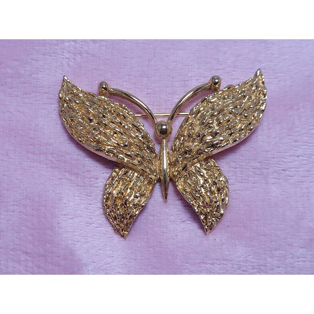 Vintage Signed Crown Trifari Textured Gold Tone Butterfly Brooch